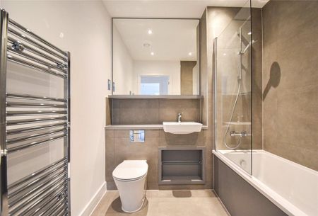 2 bedroom apartment to rent - Photo 4