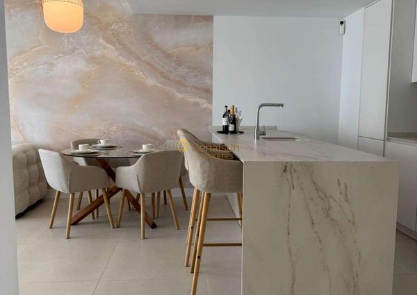 LONG TERM-BEAUTIFUL APARTMENT FOR RENT IN LUXURY URBANIZATION, FUENGIROLA.