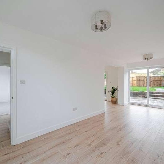 Boltons Lane, Pyrford, Surrey, GU22 - Photo 1