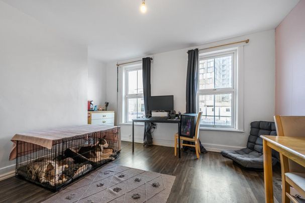 2 bedroom maisonette to rent - Photo 1