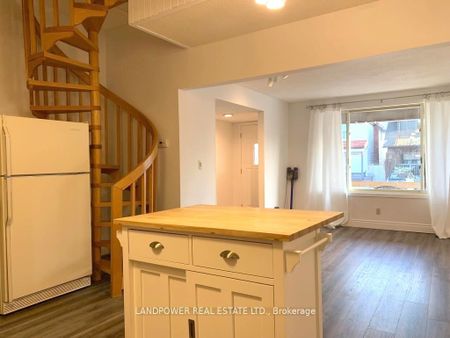 For Lease - 178 Coleman Avenue Unit# Front unit with basement, Toronto, Ontario - Photo 2