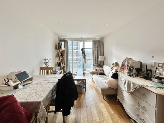 Goldhawk Road, London - Photo 1