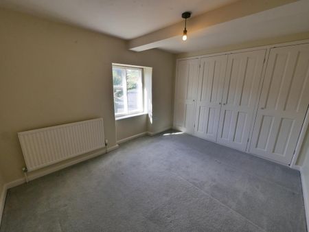 3 bedroom detached house to rent - Photo 3