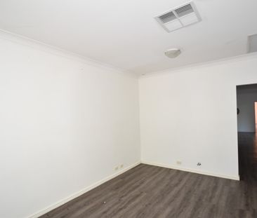 Stunning family home - Photo 1