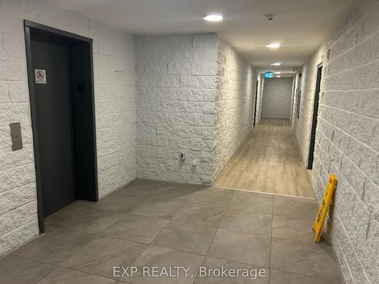 For Lease - 4422 Huron Street Unit# 204, Niagara Falls, Ontario - Photo 1