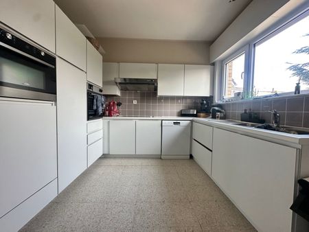 Gelijkvloers appartement met 2 slaapkamers - Foto 4