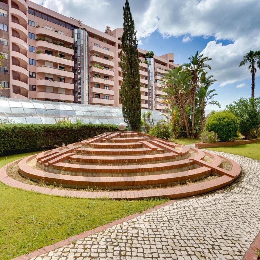 Apartamento em Laranjeiras, São Domingos de Benfica - Photo 1