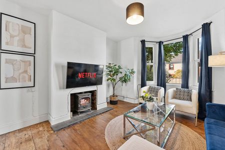 Pulteney Road (South) - Photo 3