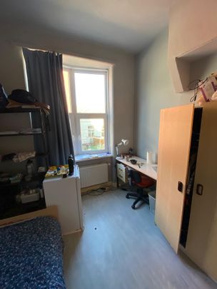 Kamer 1VR (1e verdieping vooraan rechts) - Zwijnaardsesteenweg 313 - Photo 1