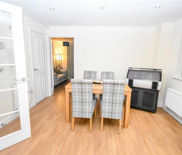 3 bedroom semi-detached house to rent - Photo 4