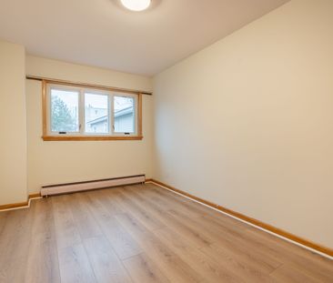 For Lease - 394 William Street, South Huron, Ontario - Photo 2