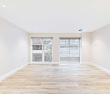 West Street, Maidenhead, Berkshire, SL6 - Photo 1