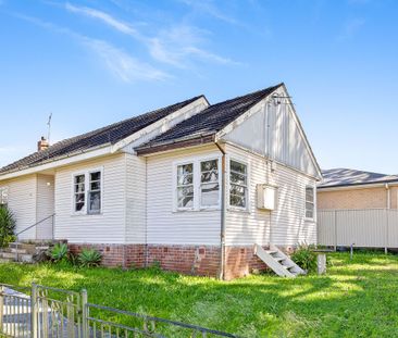 3-Bedroom Home in the Heart of Gymea - Photo 5