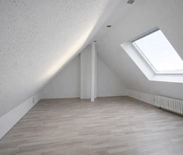 Helle ca. 100 m² große 3-Zimmer-Maisonettewohnung mit Einbauküche u... - Photo 6