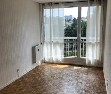 Location Appartement 2 pièces 52m² ST ETIENNE 42100 - Photo 4
