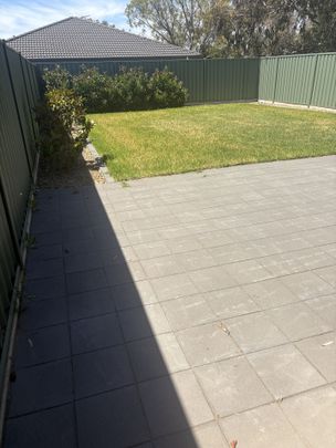 2 Bedroom home in quiet setting - Photo 1