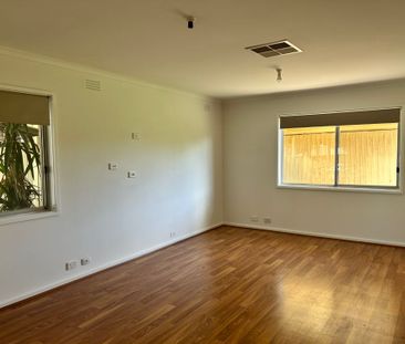 FRESHLY PAINTED THREE BEDROOOM HOME - Photo 5