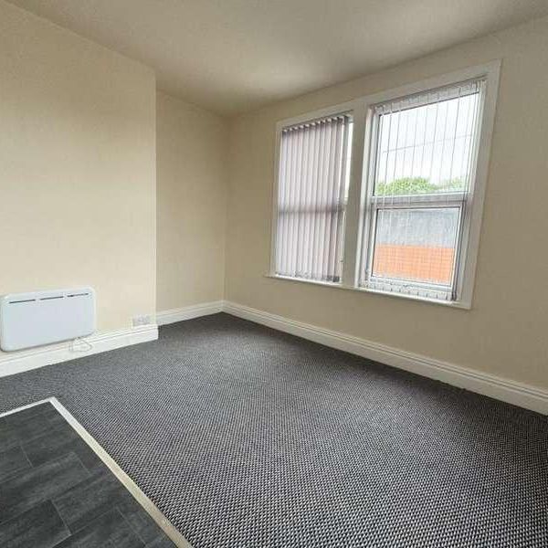 Fairford Avenue, Leeds, LS11 - Photo 1