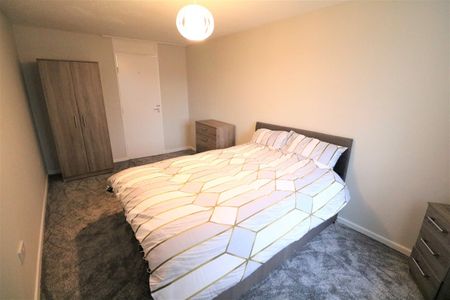 2 Bed Flat, Silvester Street, L5 - Photo 3