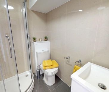 Room in a Shared House, Glenrosa Street, SW6 - Photo 6