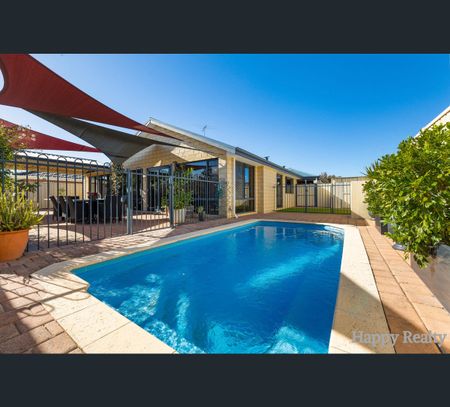 18 Parnell Way, Canning Vale, WA 6155 - Photo 2