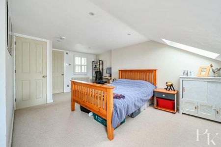 3 bedroom terraced house to rent - Photo 2