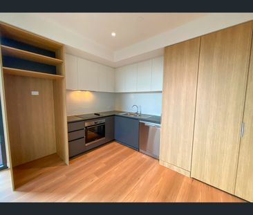 104/5 Bills Street, Hawthorn, Vic 3122 - Photo 4