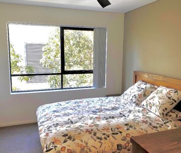 Furnished Contemporary Apartment in a Desirable Location - Photo 2