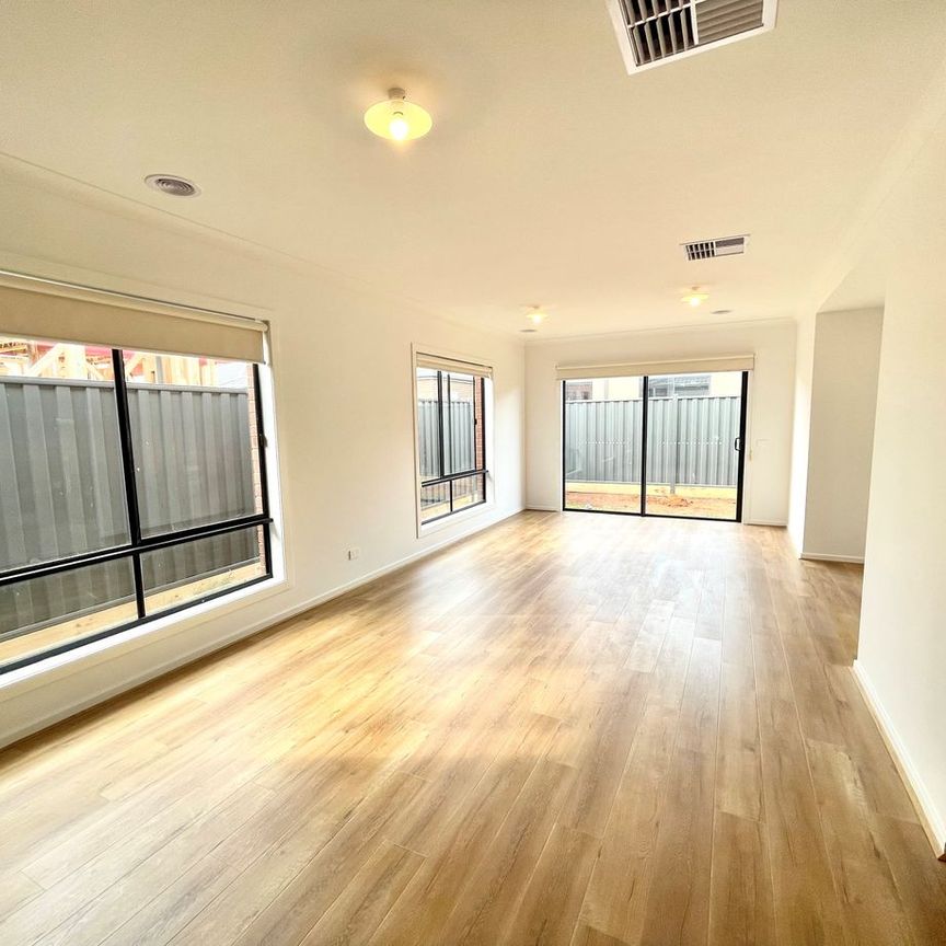 Modern & Low-Maintenance Living in a Prime Location - Photo 1