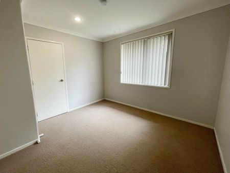 4 Bedroom family home in Totara Heights - Photo 4