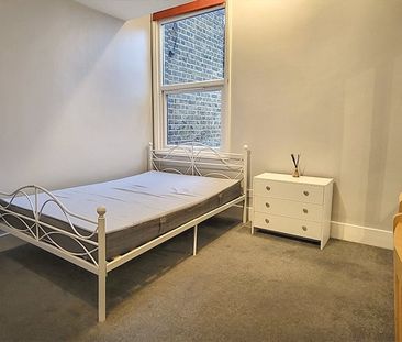Studio Flat, High Street, N8 - Photo 1