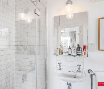 3 bedroom flat to rent - Photo 2