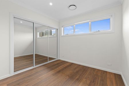 1/18 Waverley Crescent, Bondi Junction, NSW 2022 - Photo 4