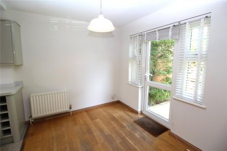 3 bedroom end of terrace house to rent - Photo 5