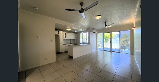 Modern & Spacious - So Close to the Beach! - Photo 1