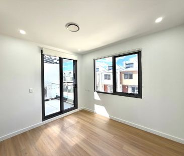 Modern Living in a Sought-After North Kellyville Location - Photo 6