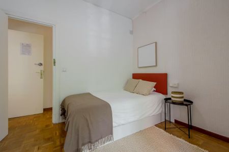 Calle de la Arquitectura, Madrid, Community of Madrid 28005 - Photo 4