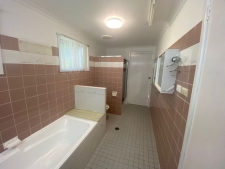 3 Bedroom Home with Electricity & Water Included - Photo 4