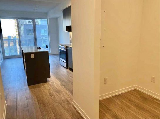 For Lease - 4065 Confederation Parkway Unit# 1705, Mississauga, Ontario - Photo 1