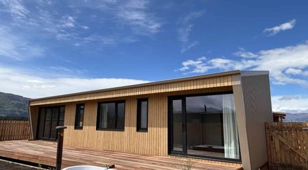 Warm, Healthy, & Efficient: Architecturally Designed Home in Lake Hawea - Photo 5