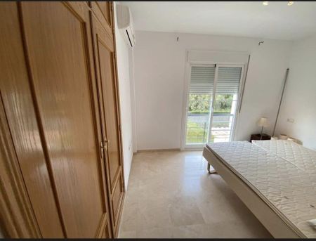 3 room luxury House for rent in Marbella, Spain - Photo 3