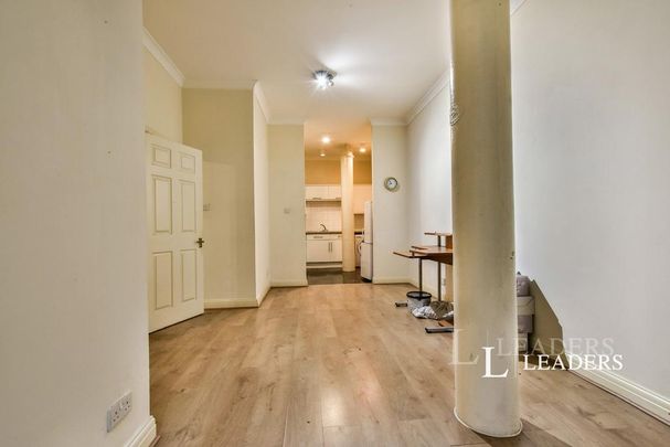 1 bedroom flat to rent - Photo 1