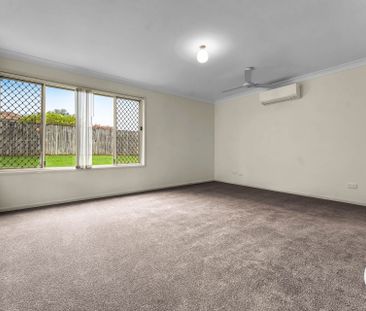 Spacious Modern Family Home - Photo 3