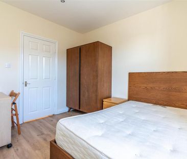 3 bedroom apartment to rent - Photo 6