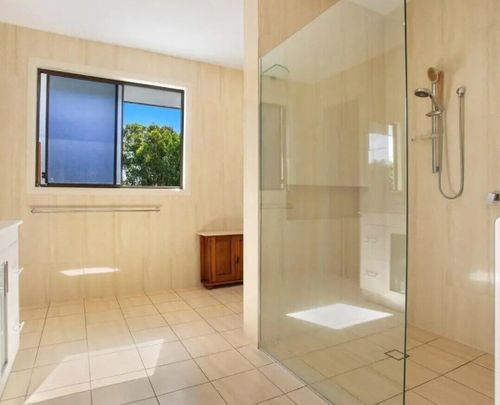 Hope Island - Photo 1