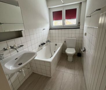 2.5 Zimmer, 60 m², 2. Stock - Photo 3