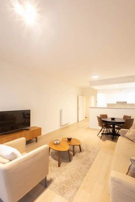 Appartement te huur - Foto 1