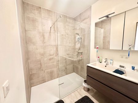 Appartement met 2 slaapkamers incl autostaanplaats - Foto 2