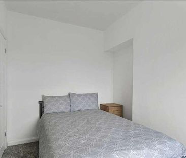 Clifton Place, Plymouth, PL4 - Photo 5