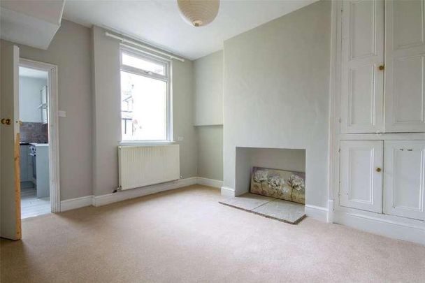 Highfield Road, Carnforth, LA5 - Photo 1